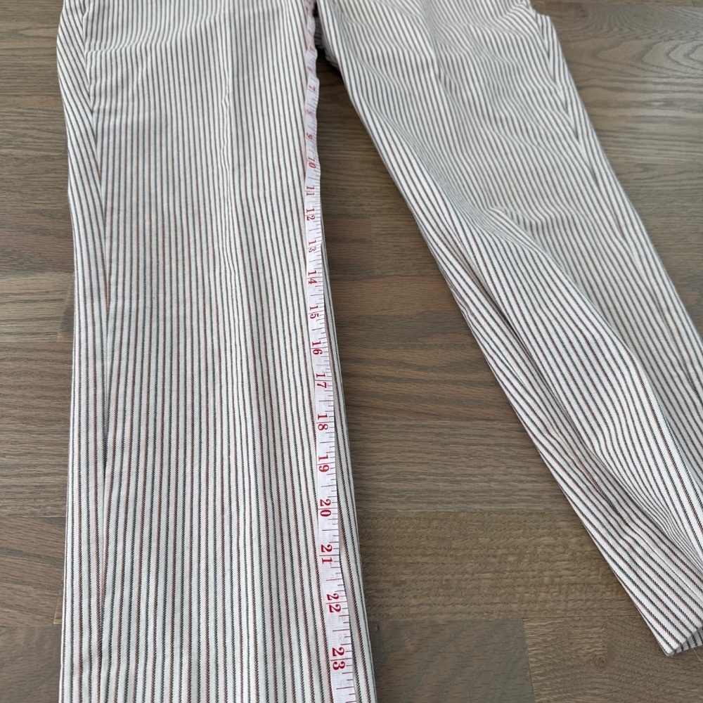 Theory flat front ankle pants w/pinstripes - cream size 4 - Picture 7 of 9